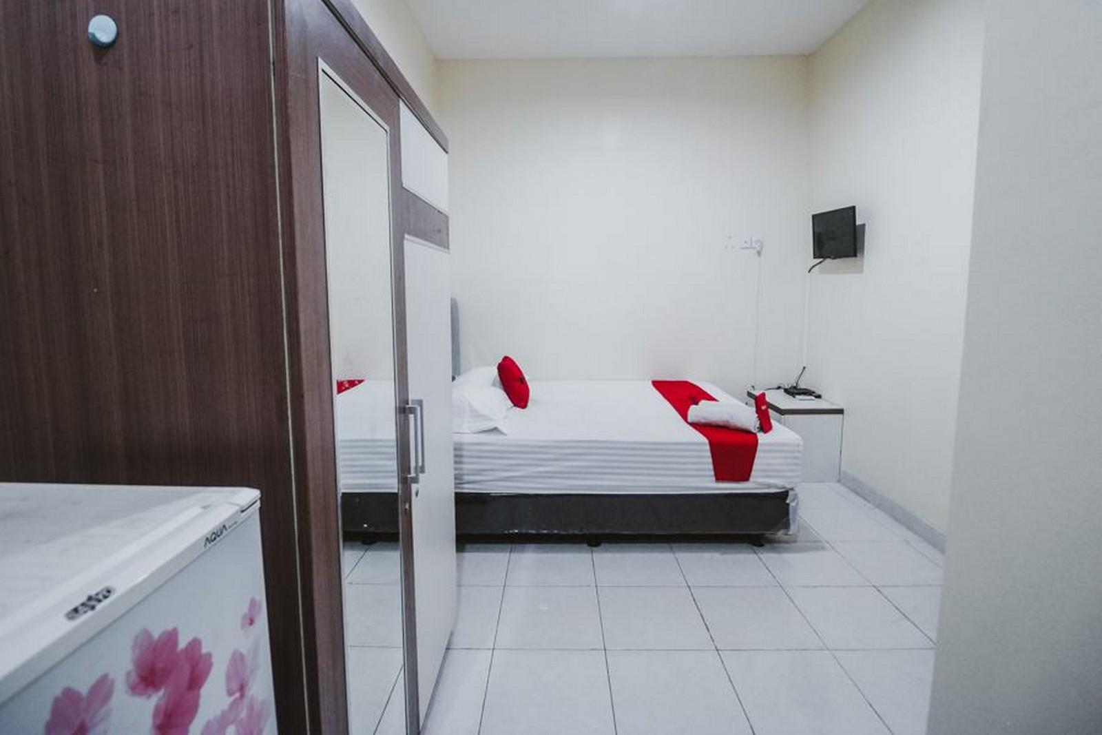 Reddoorz Plus Near Semanggi Yakarta Exterior foto