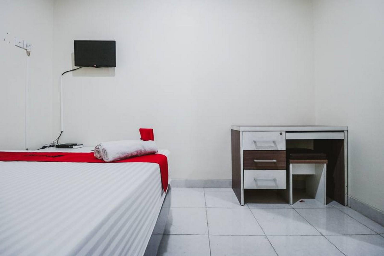 Reddoorz Plus Near Semanggi Yakarta Exterior foto